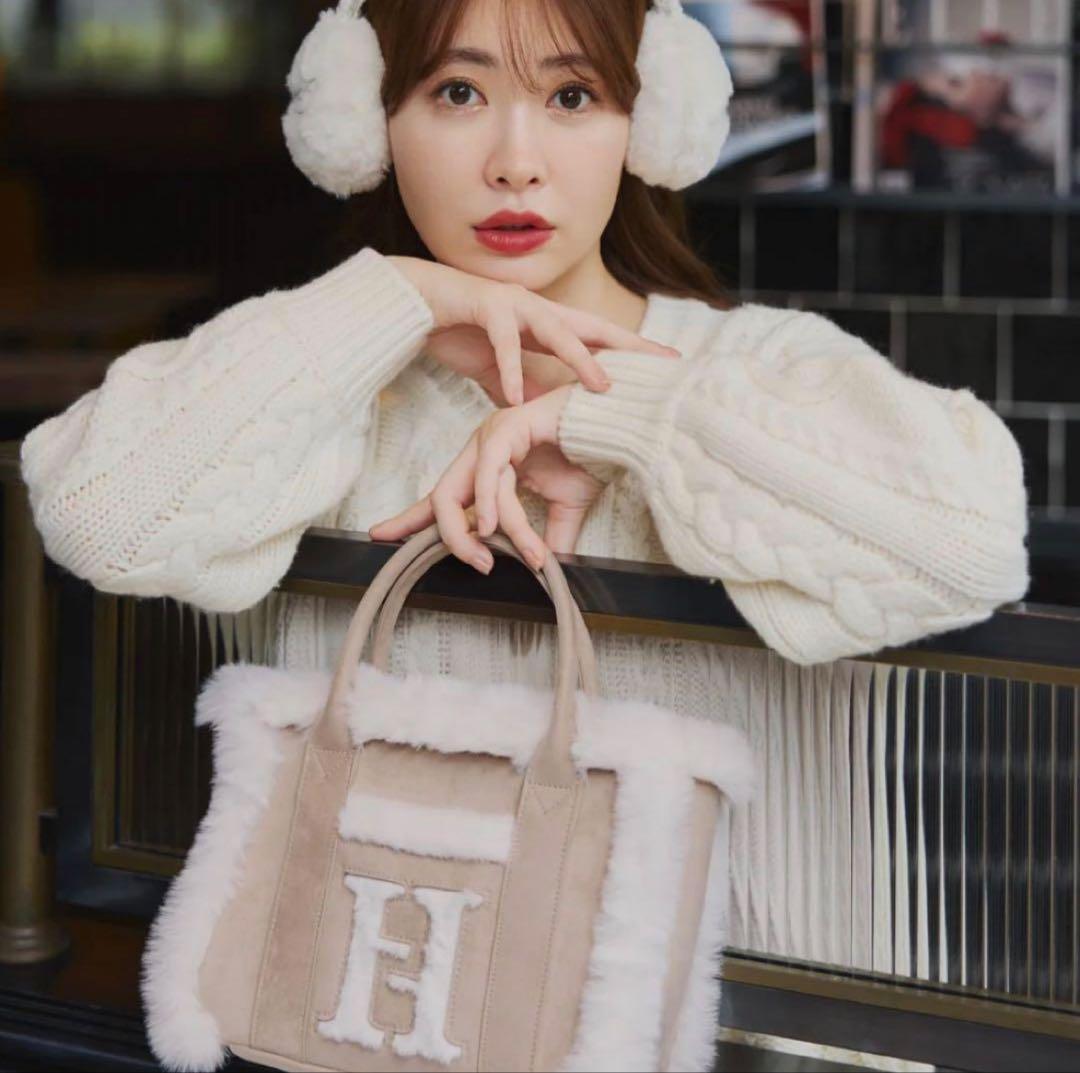 新品未使用 Herlipto バック Cozy Winter Tote Bag Cozy Winter Tote Bag
