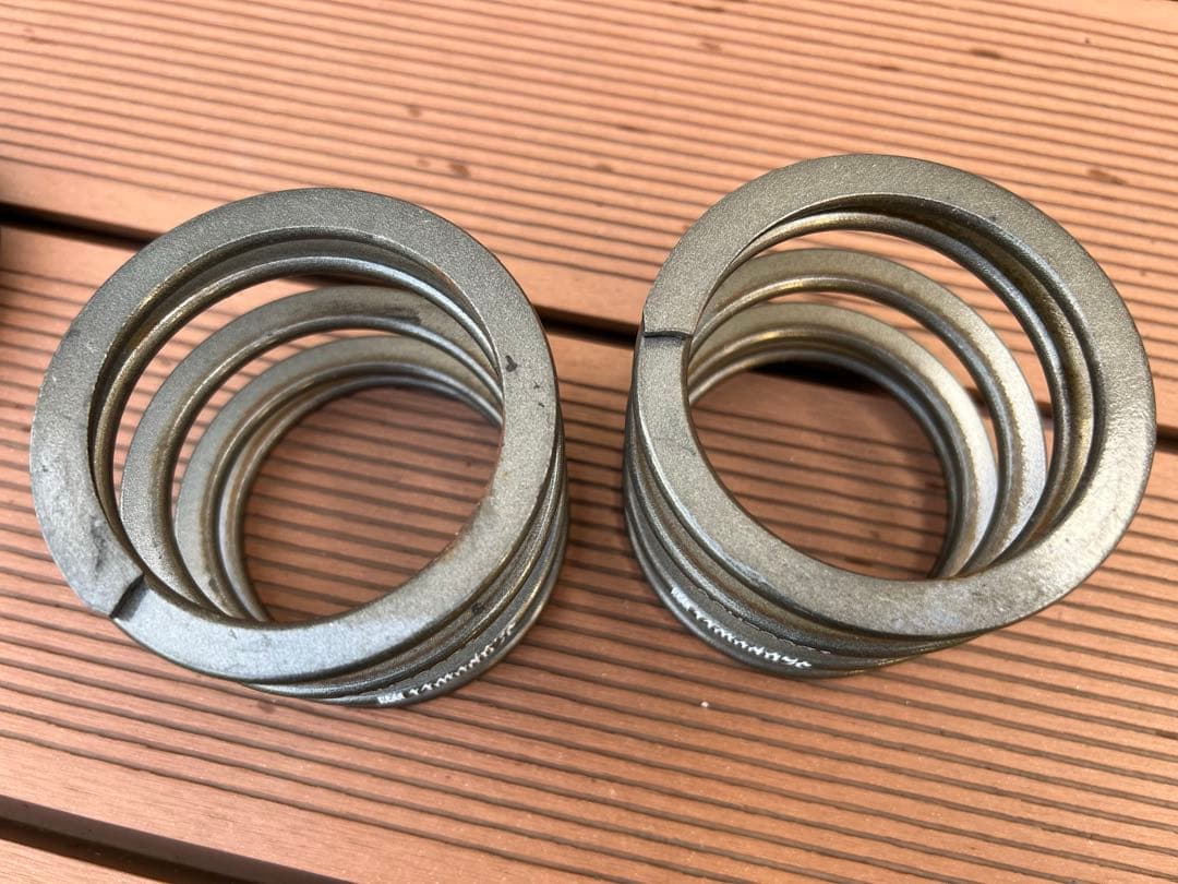 326Power ヘルパースプリング　id66 h80 2.5k