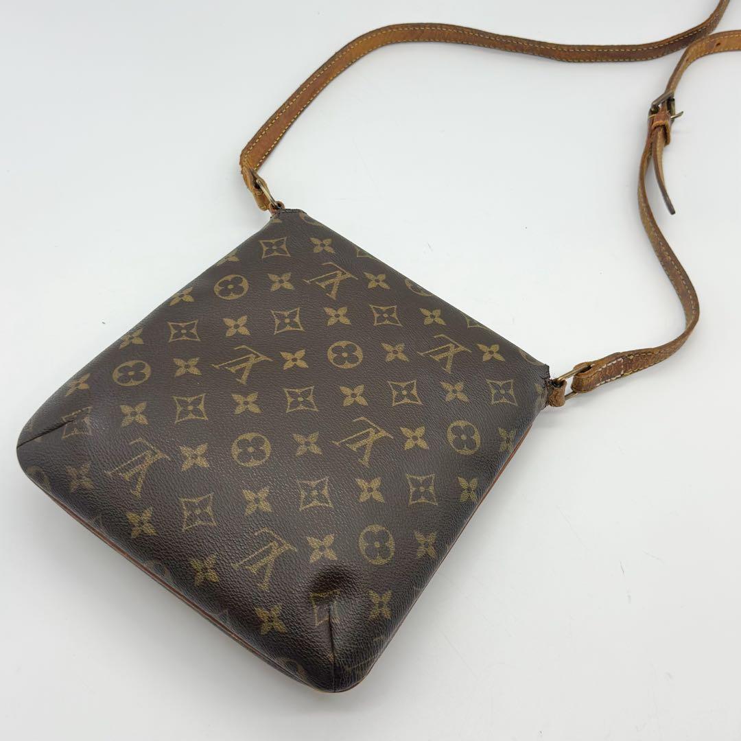 ルイヴィトン ミュゼット サルサ ショート モノグラム ショルダー