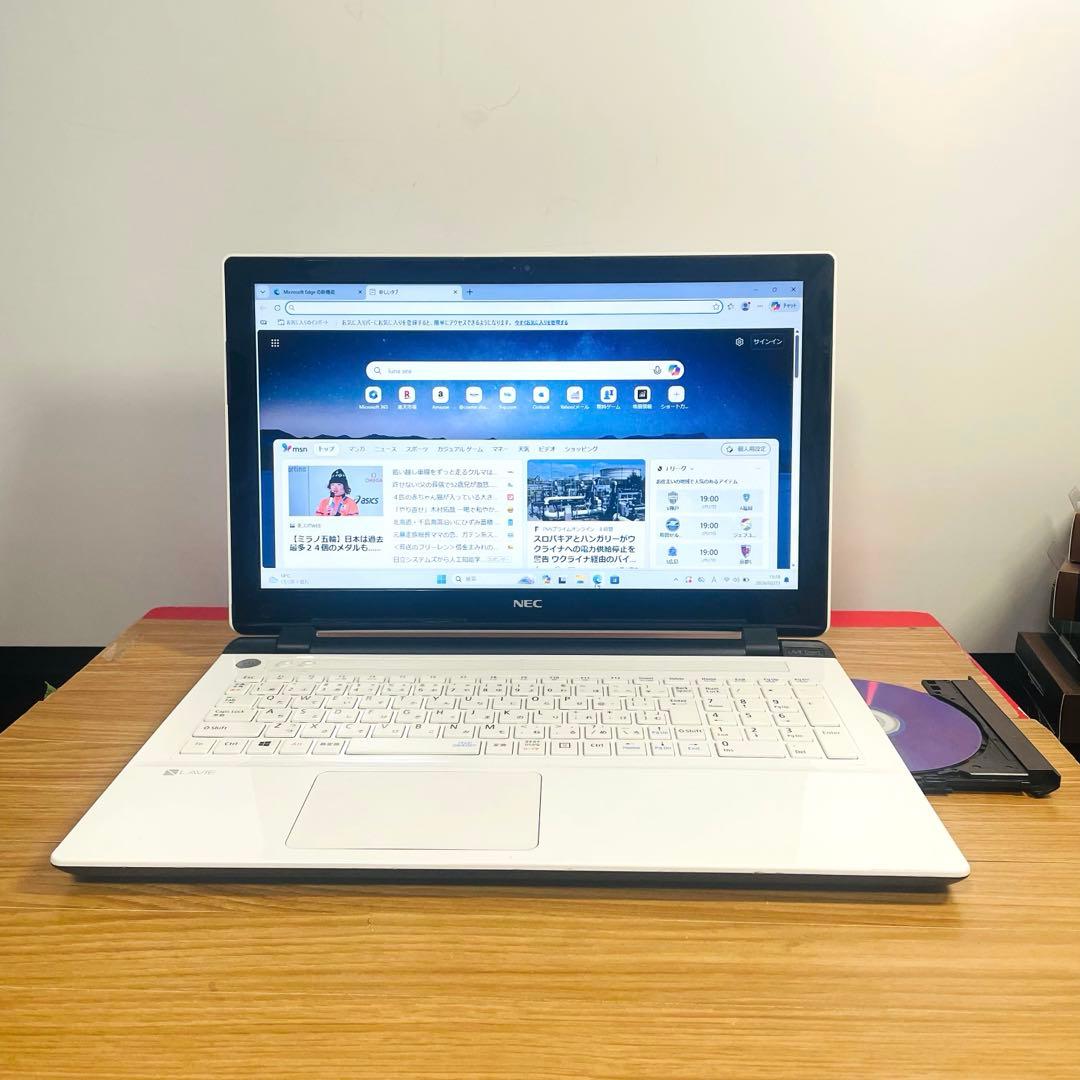 すぐ使える設定済み人気ホワイトSSD256メモリ8ギガカメラwin11オフィス