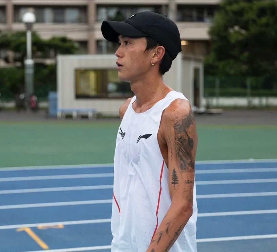 Li-ning marathon elite singlet 2025 - メルカリ