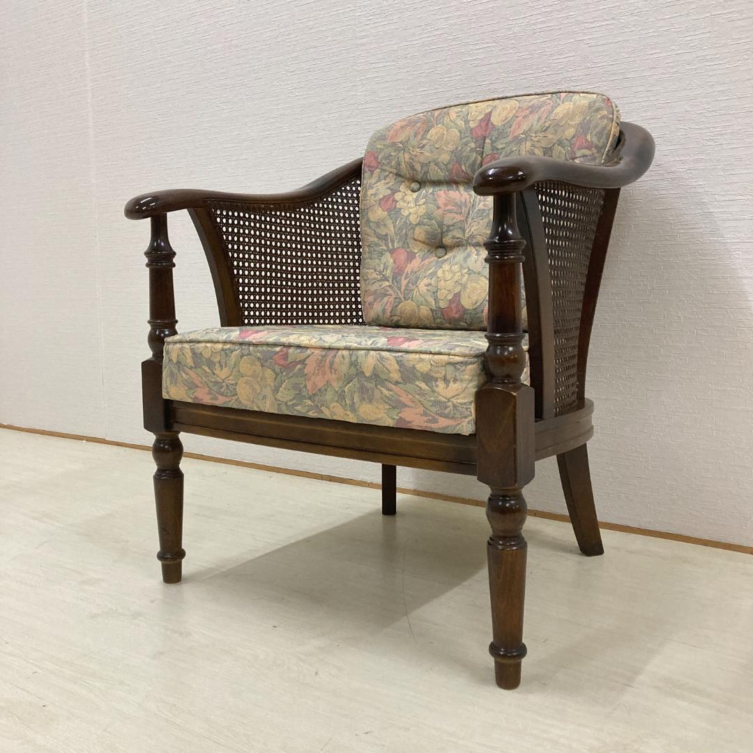 【カリモク】コロニアル　アームチェア　一人掛けソファ　シングルソファ カリモクコロニアル 一人掛けソファ カリモク コロニアル チェア