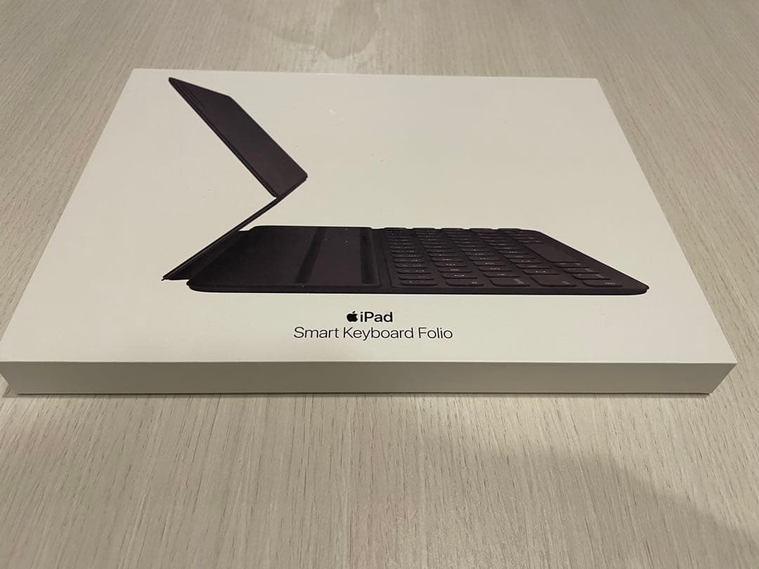 Smart Keyboard Folio 11インチ MXNK2J/A Apple 11インチiPad Pro(第3世代)・iPad Air(第4世代)用Smart Keyboard