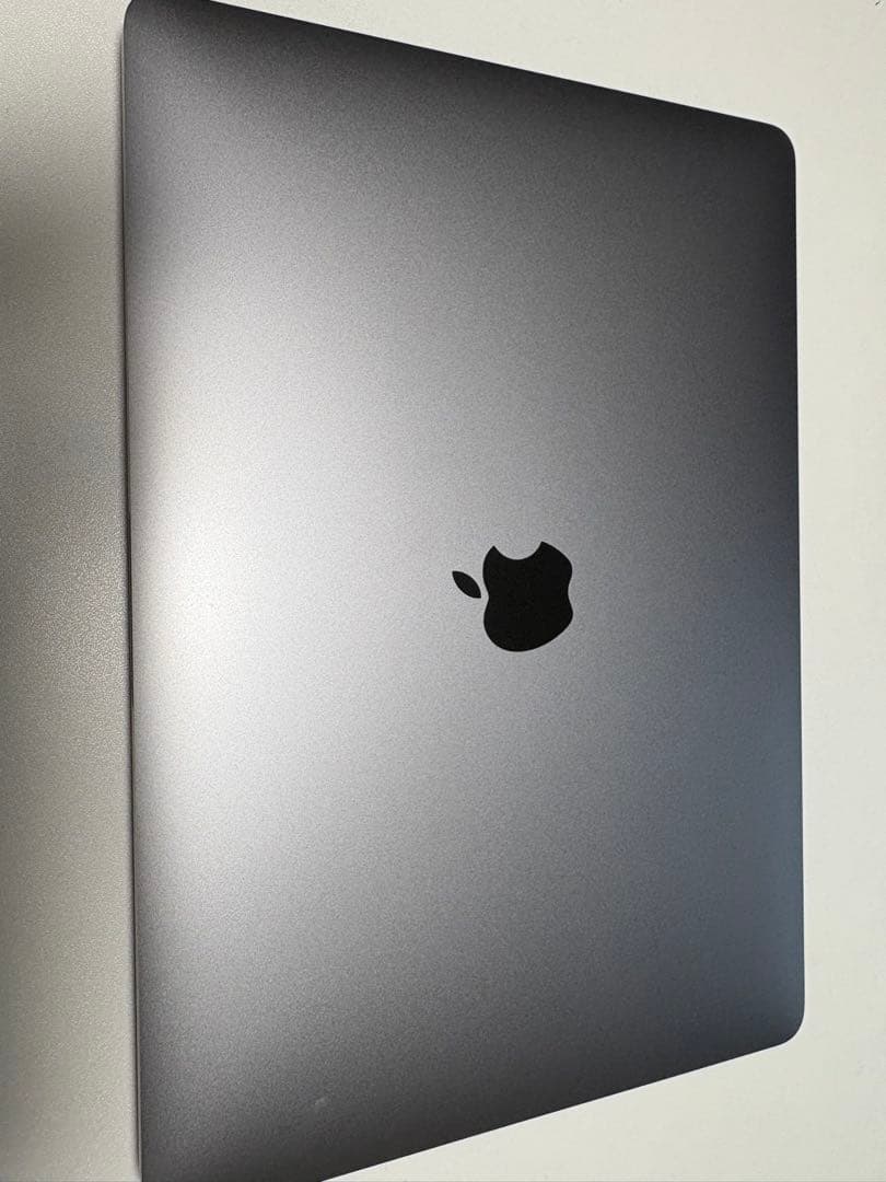 美品 MacBook Pro 13 M2 2022 8GB/256GB 箱付 Amazon.com: 2022 Apple MacBook Pro with Apple M2 chip (13-inch