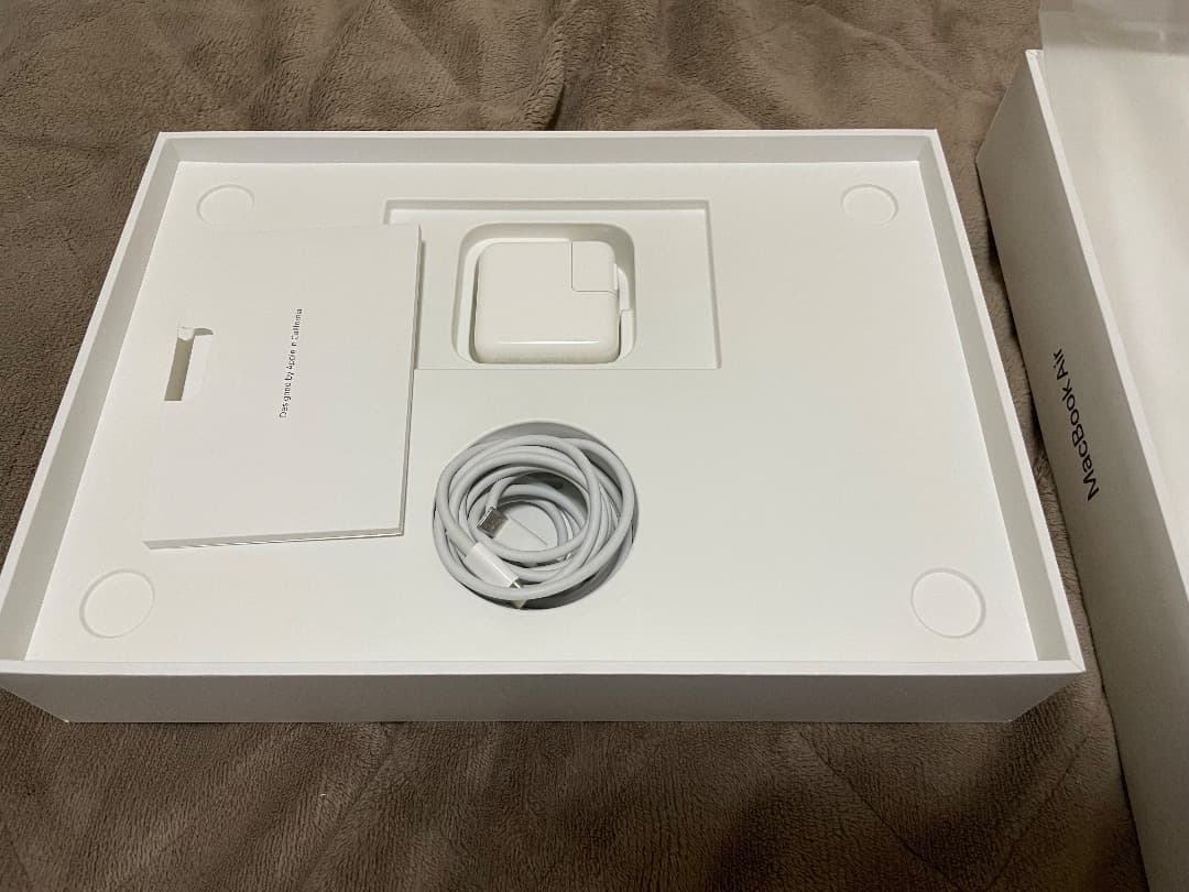 MacBook Air M1 16GB 256GB バッテリー85％