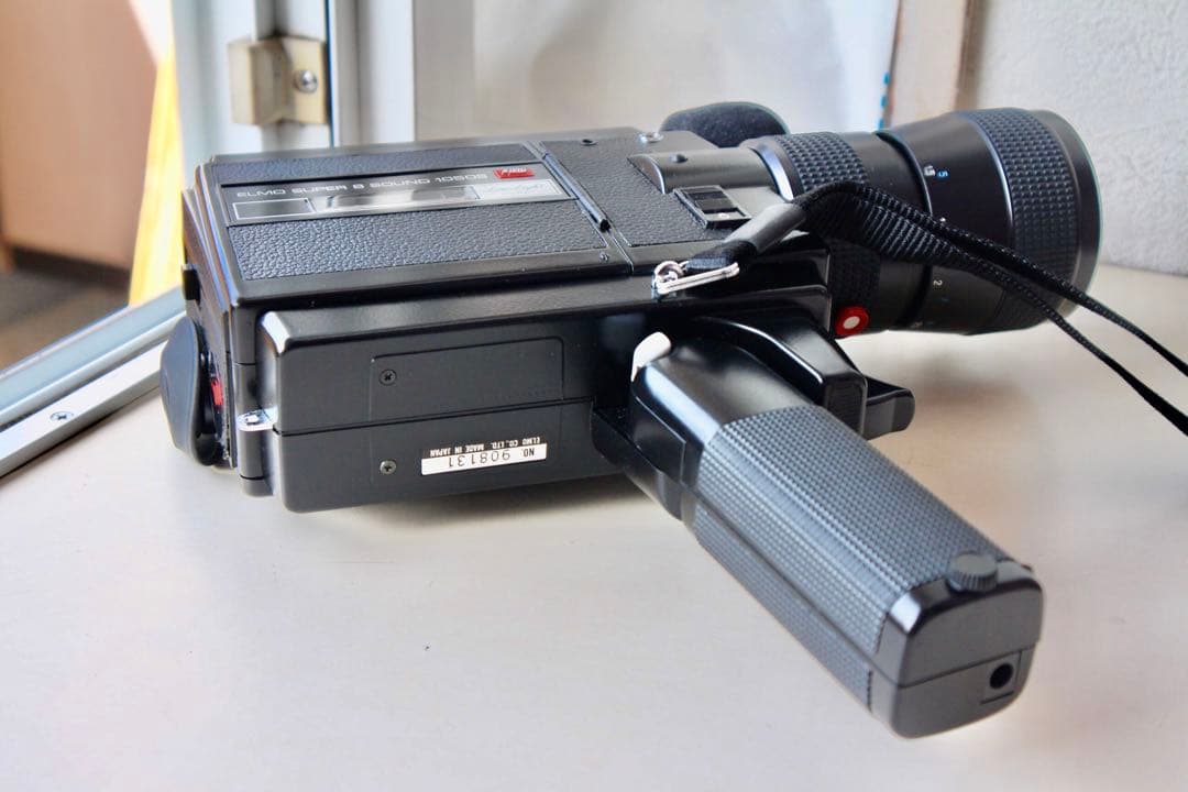 8mmフィルムカメラ ELMO SUPER8 SOUND 1050S 実写確認済 - メルカリ
