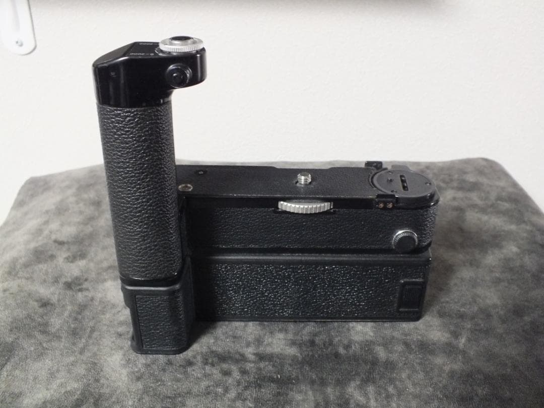 Nikon F2 MD-3 NIKKOR 55mm F1:1.2 SB-7付