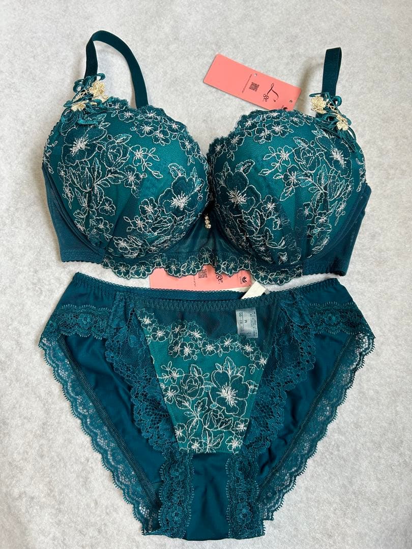 ワコール ルジェ Wacoal L'ge ブラ&ショーツ セット - メルカリ