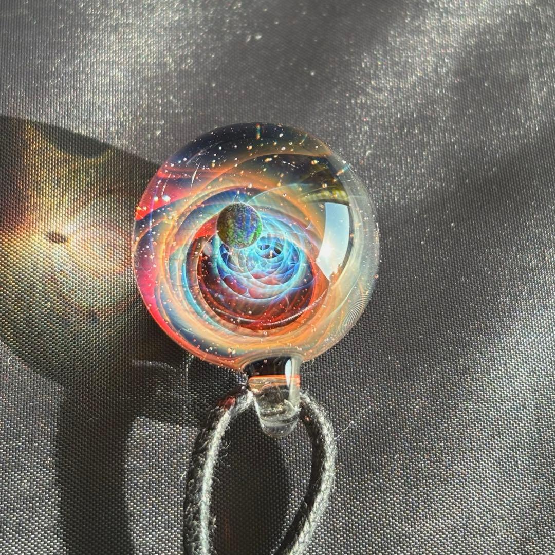 宇宙ガラス ブラックオパール入り +α - メルカリ