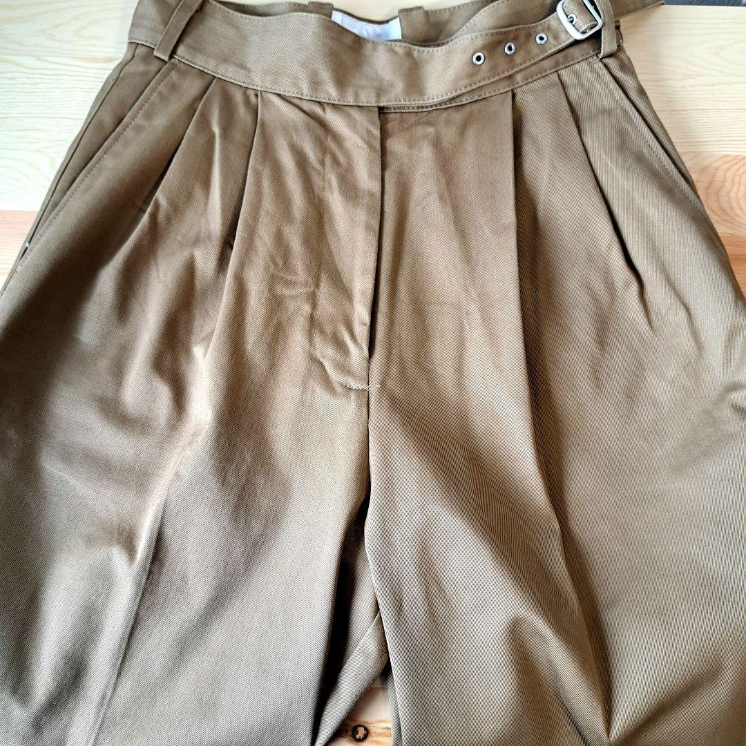 マノンフリップ【極美品】マイグルカパンツ ベージュ サイズ1 日本製の