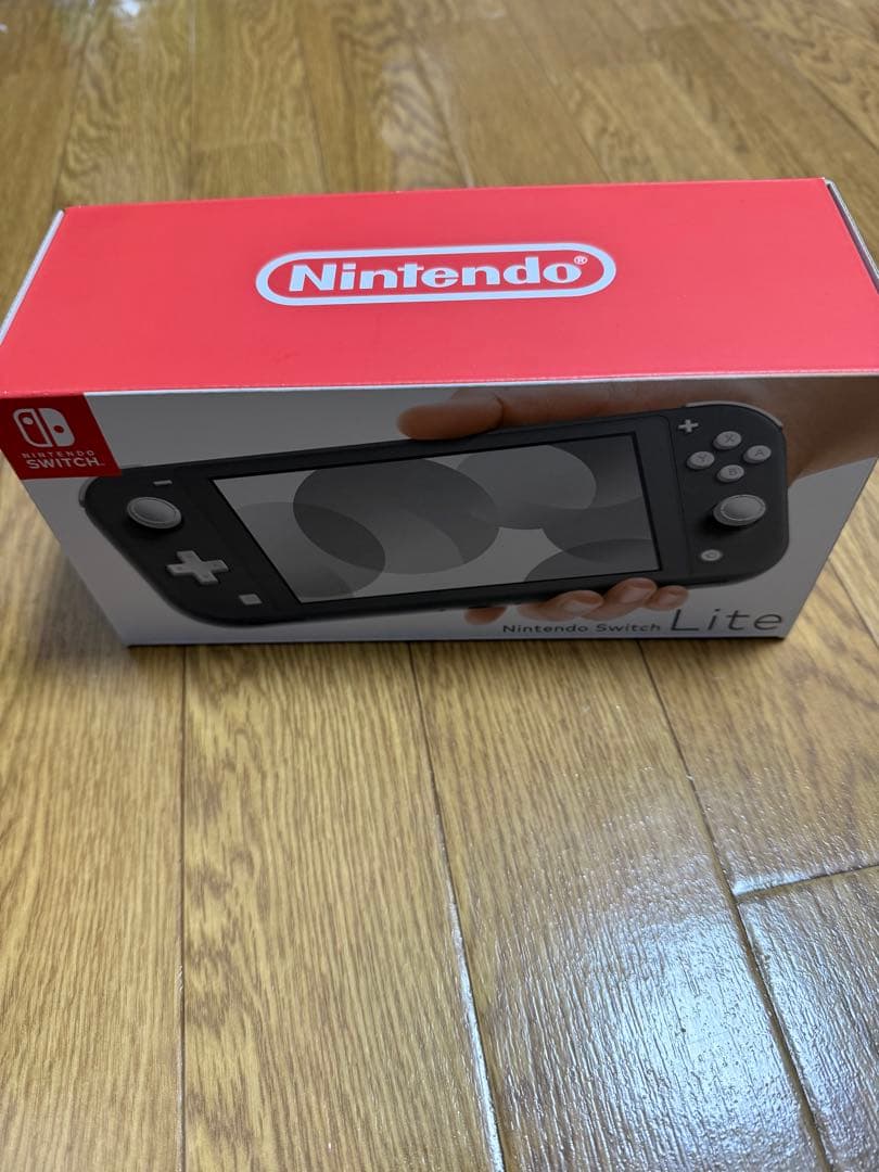 Nintendo Switch Lite グレー　新品 Amazon.co.jp: 【整備済み品】 Nintendo Switch Lite 本体 グレー