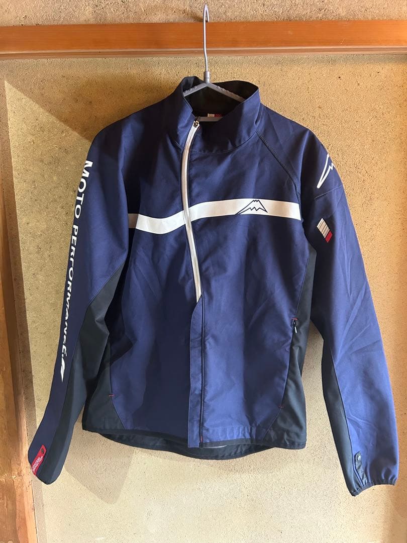 クシタニ ウインドブレーカー Lサイズ