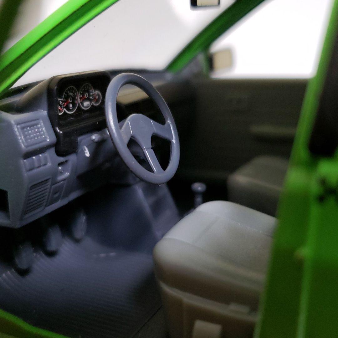 1/24 フォード フェスティバ β イラン タクシー 起亜 プライド