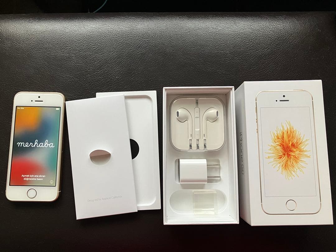 iPhone SE 第1世代 64GB ゴールド 本体 イヤフォンセット Apple - 未使用 iPhone SE初代 付属品（電源/イヤホン/ケーブル）の