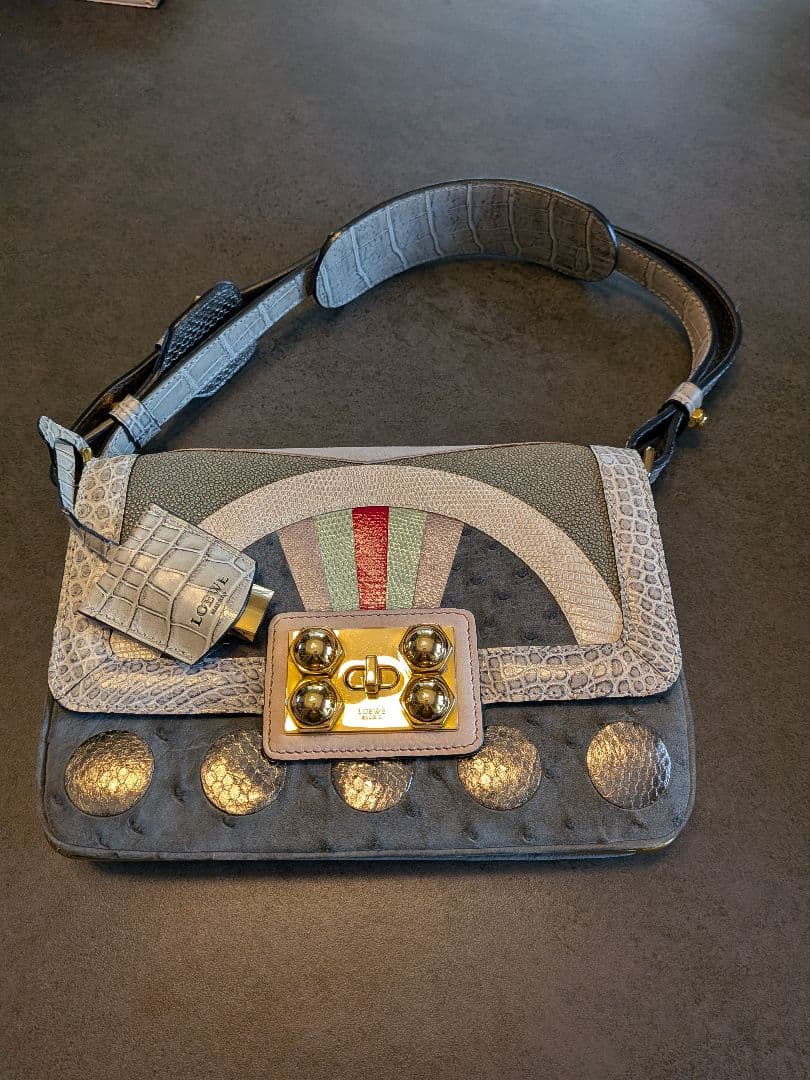 ロエベ ハンドバッグ LOEWE（ロエベ） ハンドバッグ HAMMOCK COMPACT ハンモック コンパクト