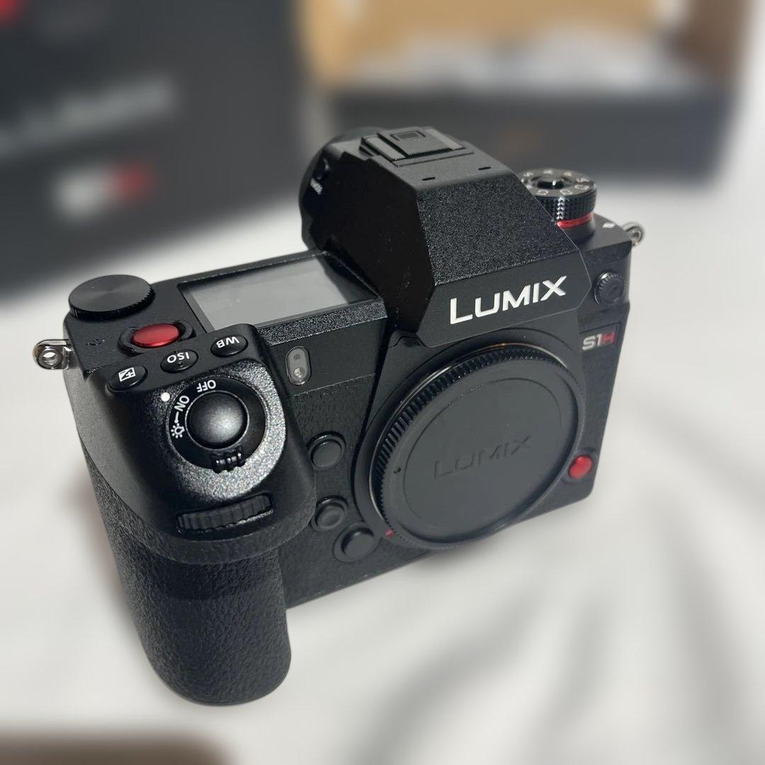 極美品】Panasonic LUMIX S1H（ショット数742）・ケージ付き - メルカリ