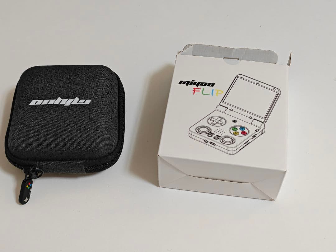 Miyoo Flip V2 折畳みレトロゲーム機 グレー - メルカリ