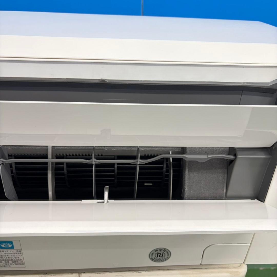 725 モデルルーム展示品 ルームエアコン 容量2.2kw 6畳〜8畳向け