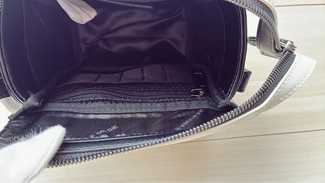 マークアンドロナ】2WAYウエストポーチ - メルカリ