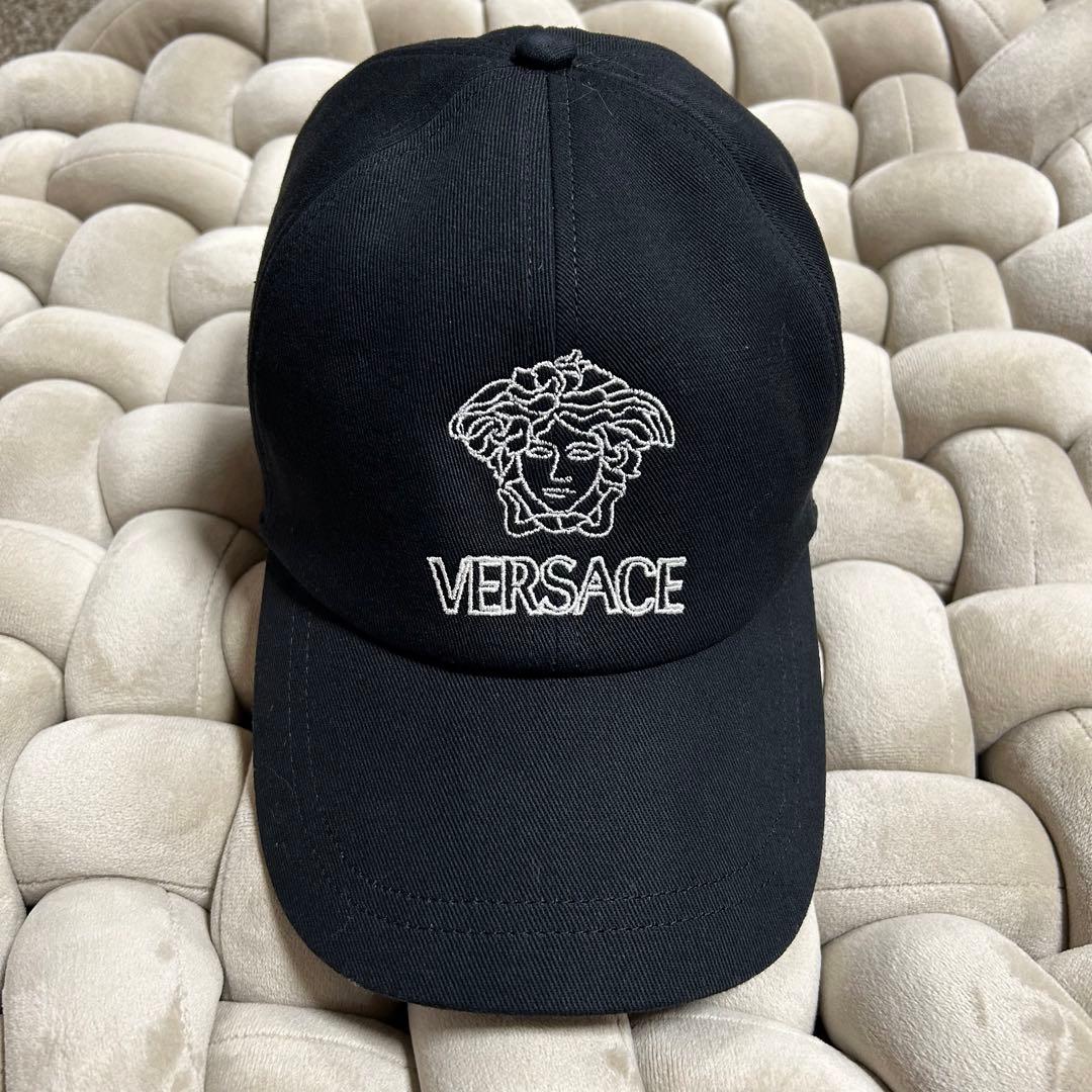 VERSACE ヴェルサーチェ キャップ - メルカリ