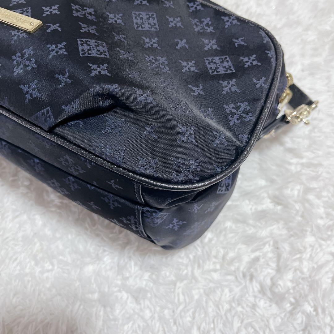 未使用品✨russet ショルダーバッグ モノグラム 総柄 紺 ロゴ金具 保存
