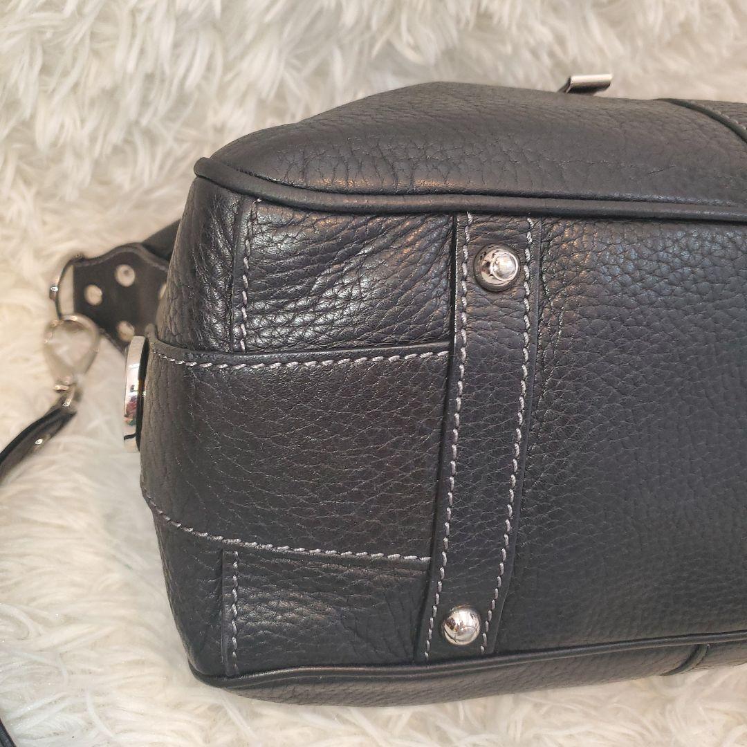 ⭐べるふぉん様専用⭐TOD'S ハーフムーン ショルダーバッグ シボ革