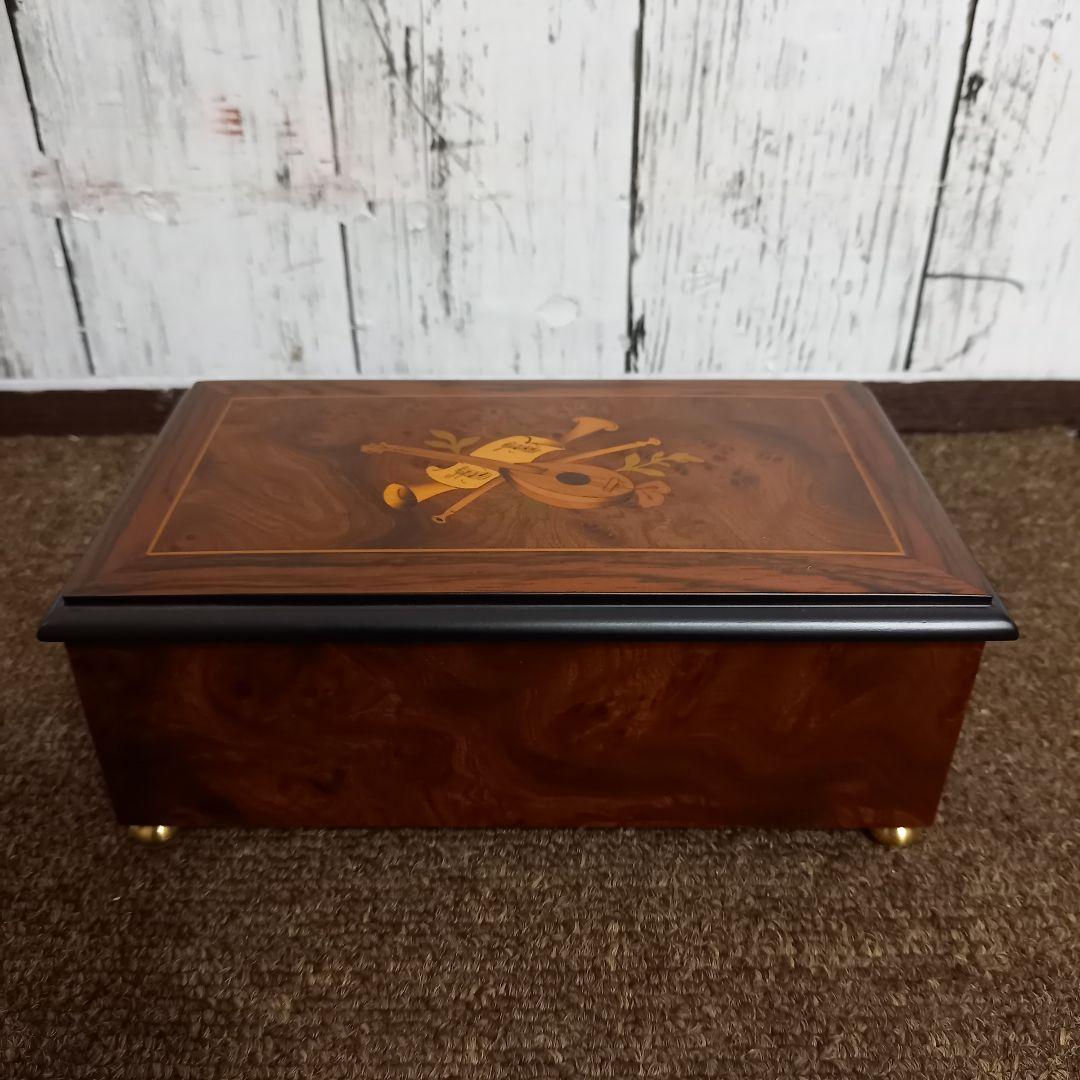 【美品】reuge リュージュオルゴール36弁 小物入れ付き リュージュ REUGE オルゴール 36弁 ペーパーウェイト AXA.36.2708.000+