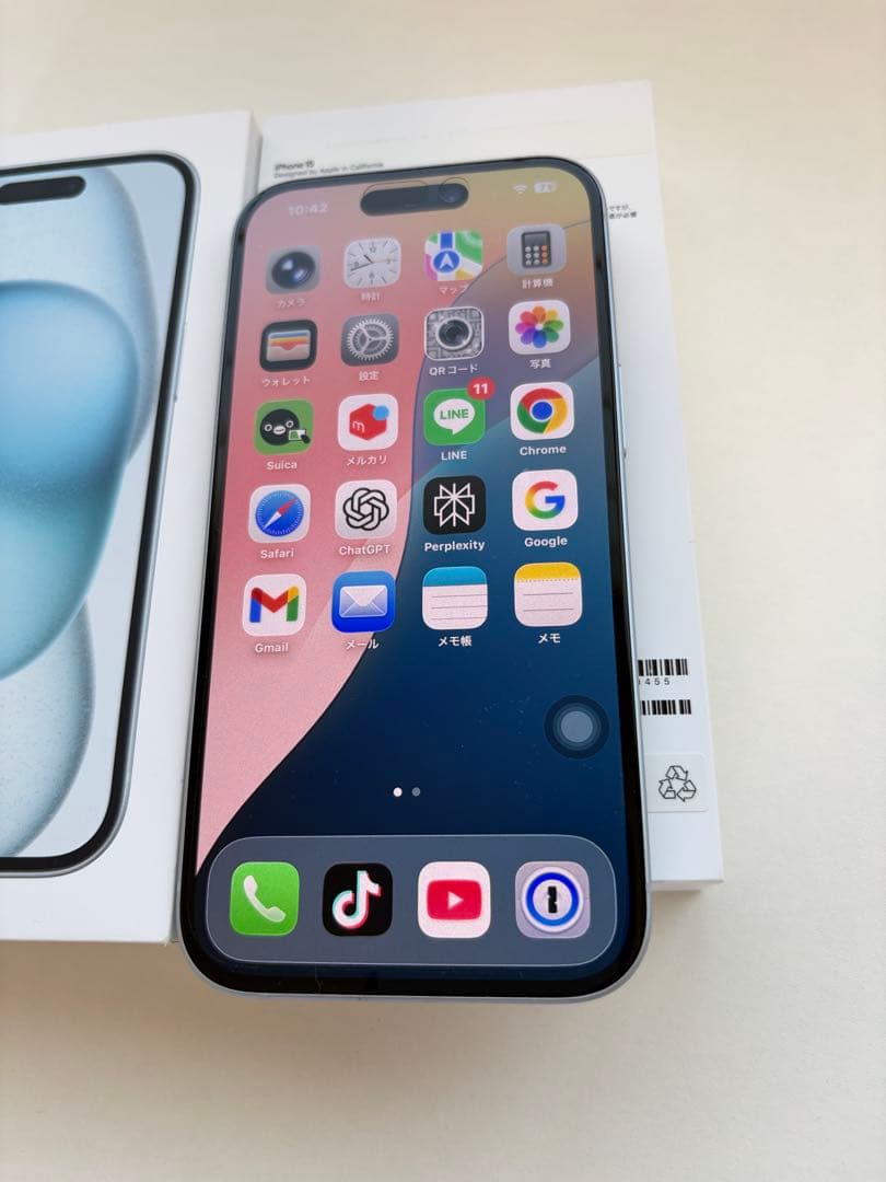 【美品】Apple iPhone 15ホワイト simフリー本体 iPhone15 128GB APPLE SIMフリー 新品・未使用 APPLE版SIMフリーor