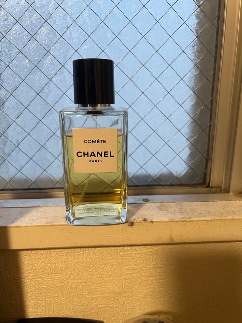 Coconutさん専用　シャネル香水レゼスクルシブコレクション ベージュ オードゥ パルファム（ヴァポリザター) – レ ゼクスクルジフ