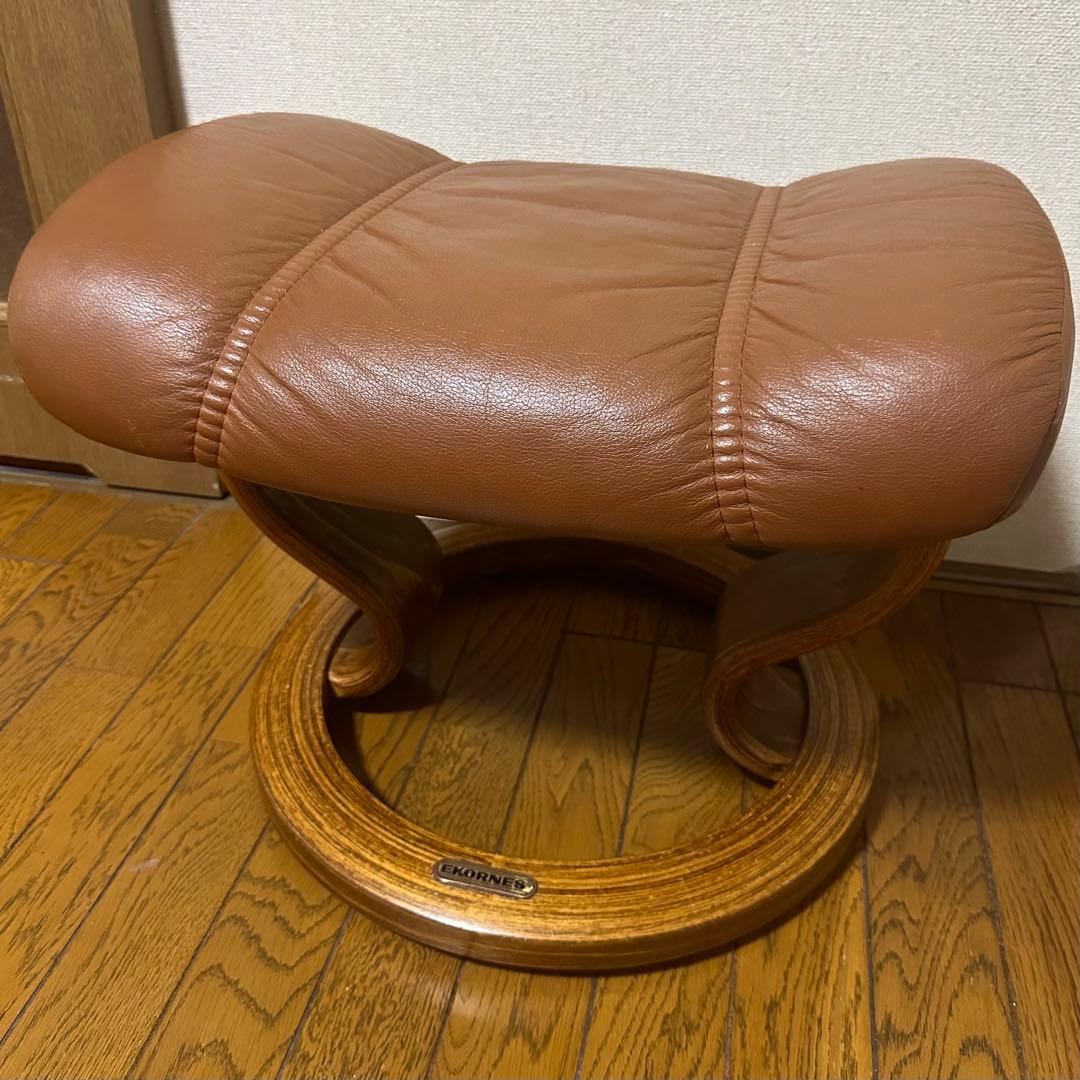 引越し短期出品/エコーネス EKORNES /オットマンスツール 本革 北欧 北欧ノルウェー製◾️Ekornesエコーネス 本革レザー張り スツール
