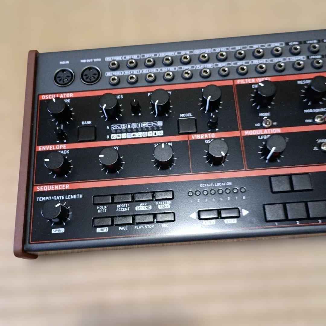 behringer GRIND セミモジュラーシンセサイザー - メルカリ