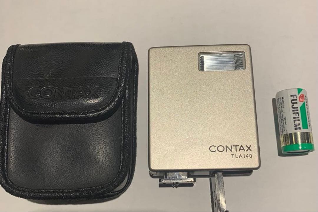 【コレクター・動作品】CONTAX TLA140 フラッシュ（ポーチ・電池付き) コレクター・動作品】CONTAX TLA140 フラッシュ（ポーチ・電池付き