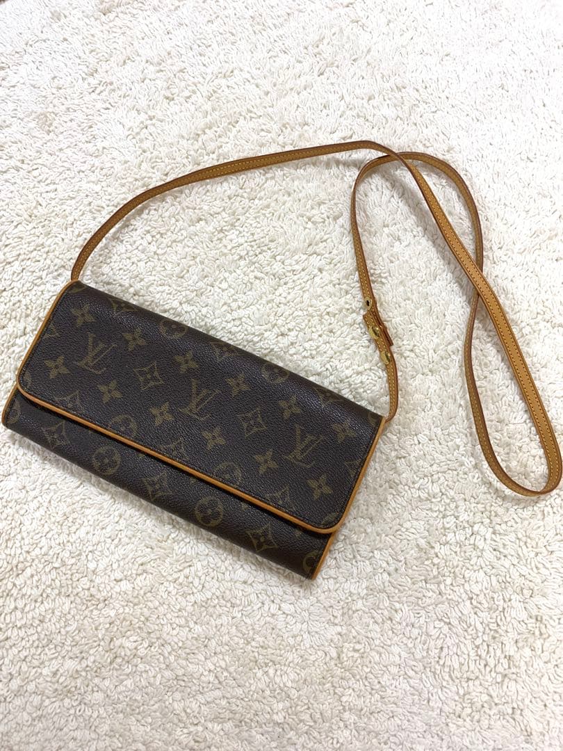 Louis Vuitton ショルダーバッグ ブラウン　ポシェット　モノグラム Louis Vuitton】ショルダーバッグ コインパース付き M46373 (Louis