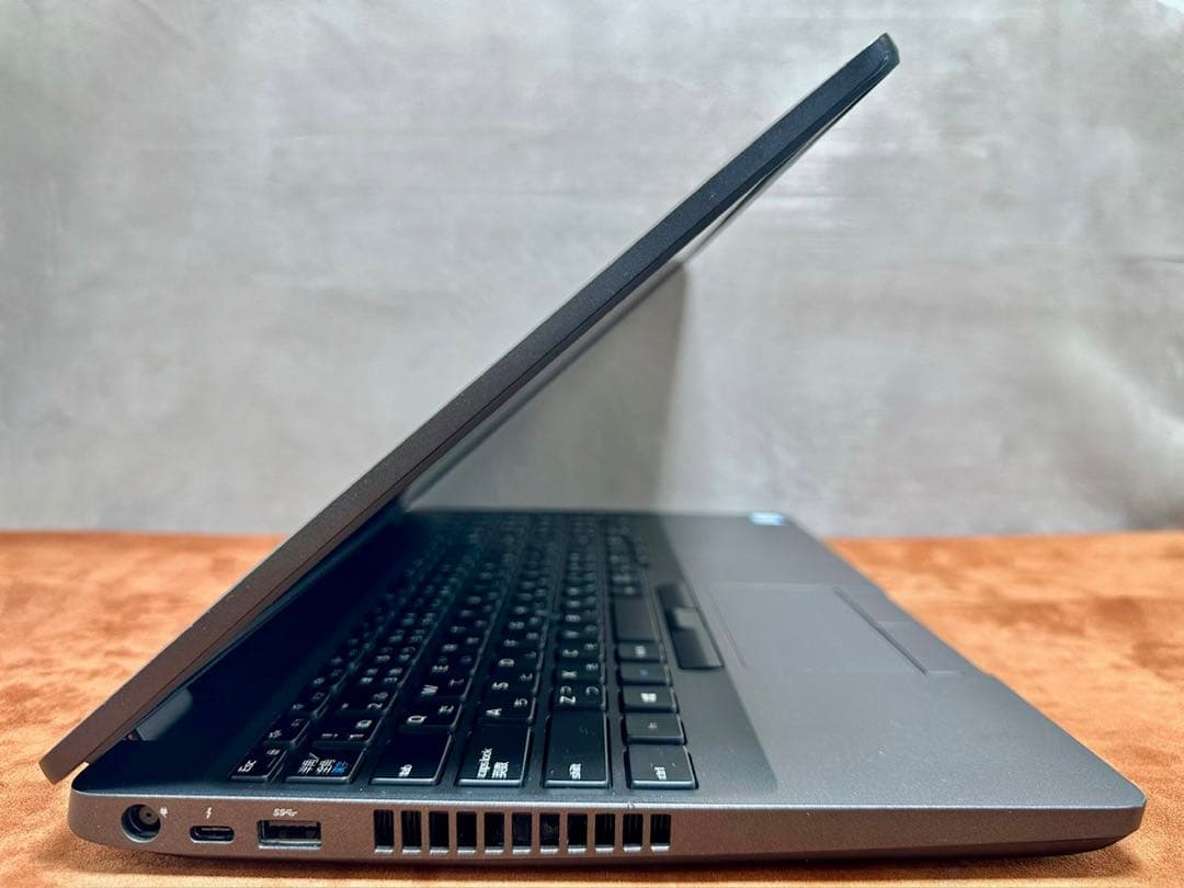 DELL Latitude5501 i5-9300H 8GB |1180