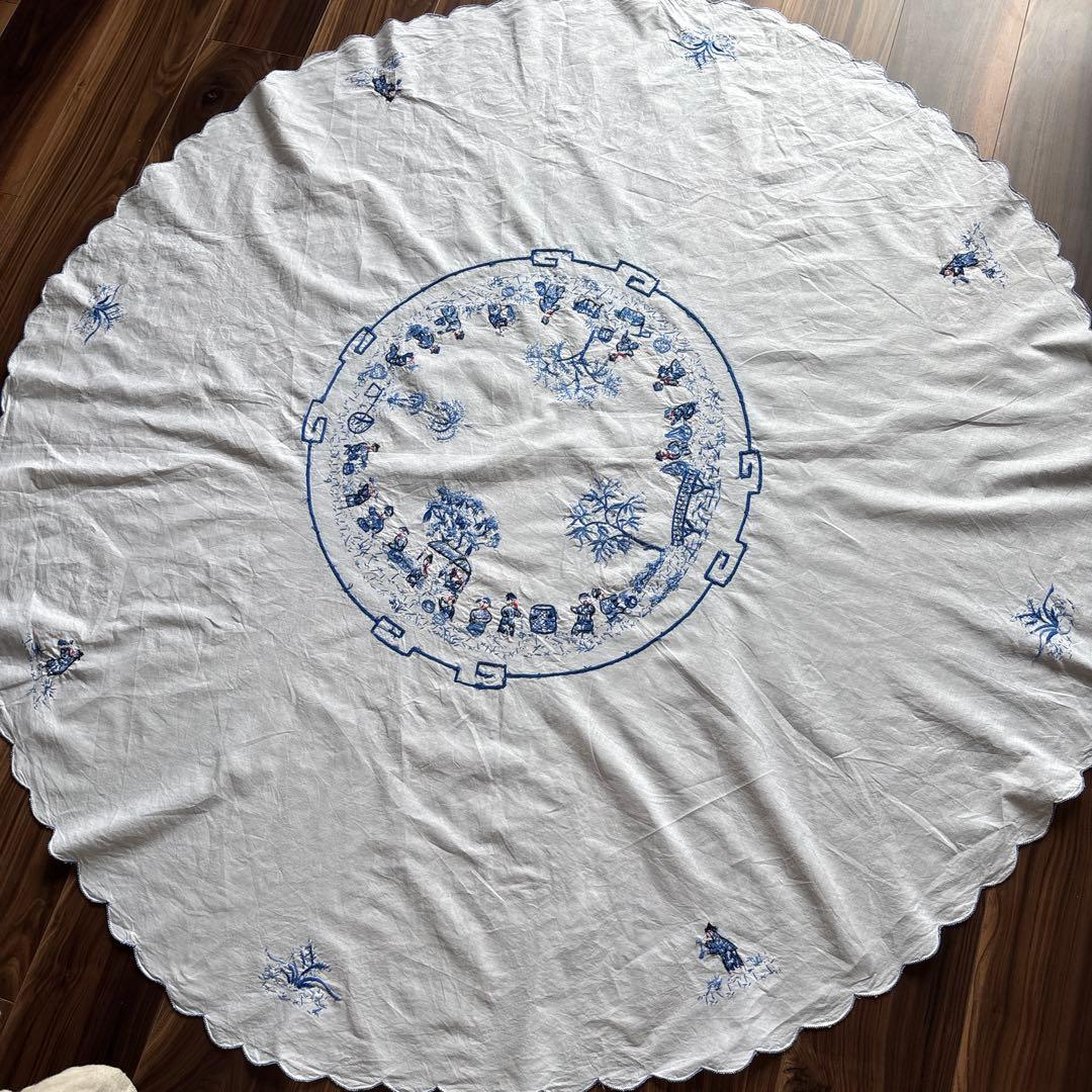 ベトナム刺繍 テーブルクロス（円型） - メルカリ