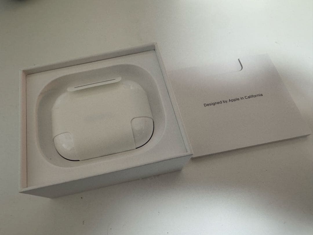 に*ん様 AirPods Pro3 新品未使用 Tech21 EvoArt for AirPods Pro 3 - Year of the Horse Special