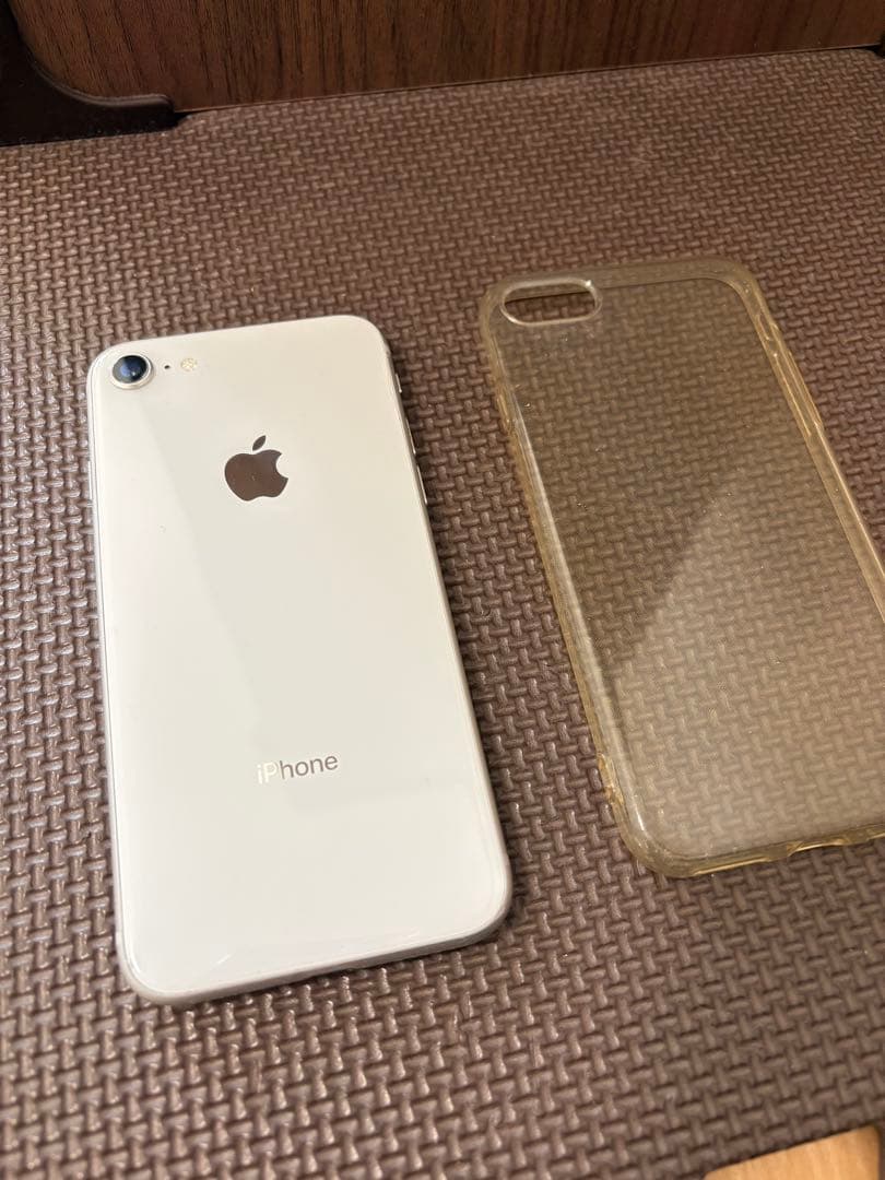 週末セール中！美品✨iPhone8 64GB シルバー　充電100% Apple iPhone 8 64GB SIMフリー [シルバー] 価格比較 - 価格.com