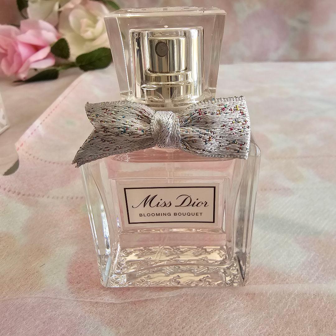 Dior ミスディオール クリスマスコフレ 2024 ブルーミングブーケ