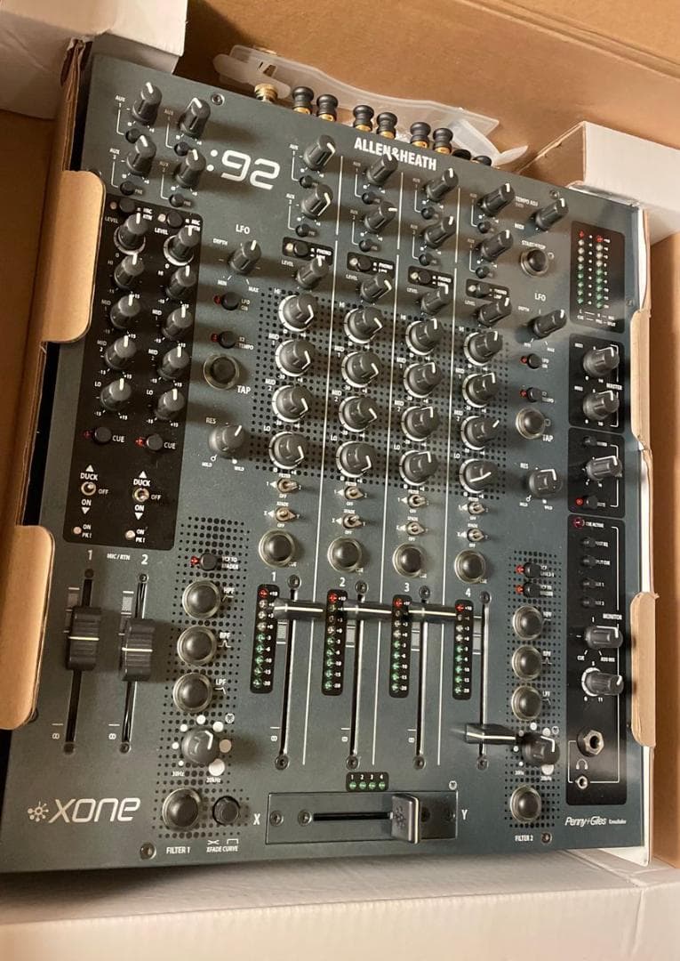 ALLEN&HEATH XONE:92 ミキサー アレンアンドヒース ゾーン - メルカリ