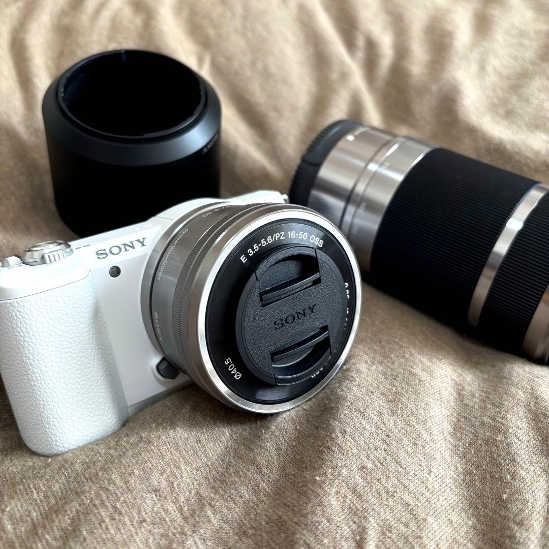極美品】 SONY ミラーレス一眼レフカメラ α5100 ホワイト＋専用バッグ