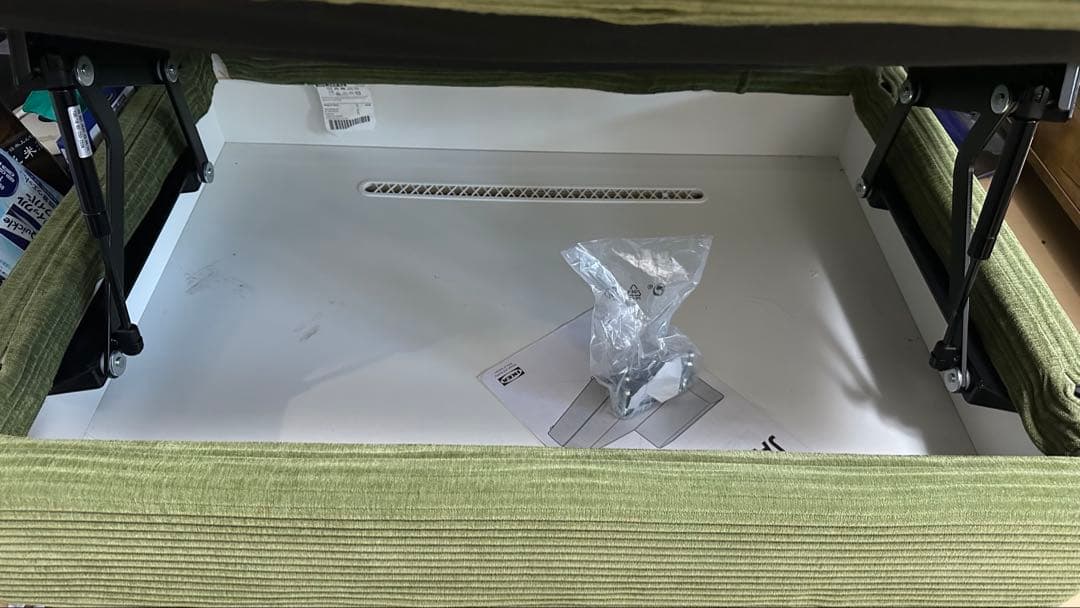 値下げ交渉可能 JÄTTEBO 1.5人掛けソファサムサラダークイエロー