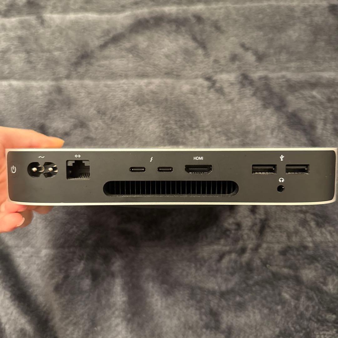 Apple Mac mini M1 シルバー 8GBメモリー 512GB ssd
