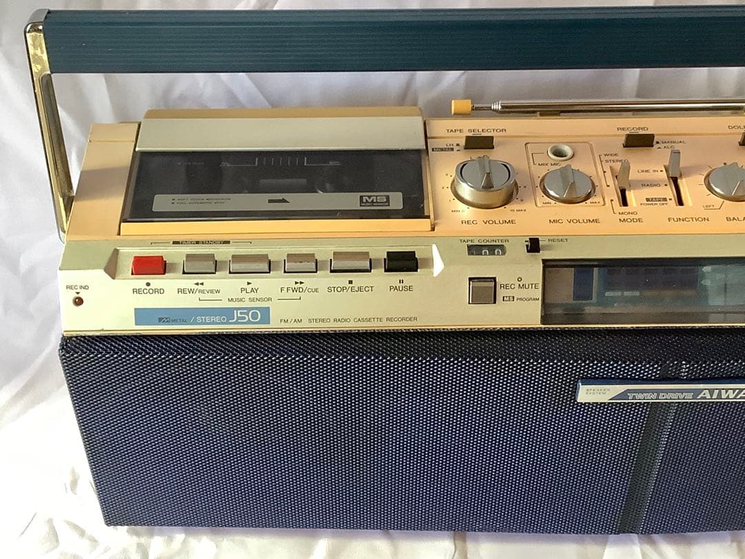 ジャンク】AIWA CS-J50ラジカセ