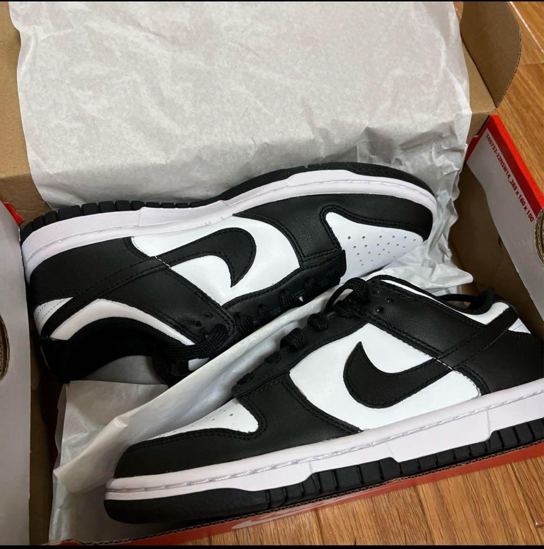 NIKE⭐︎ダンク ロー ウィメンズシューズ パンダ - メルカリ