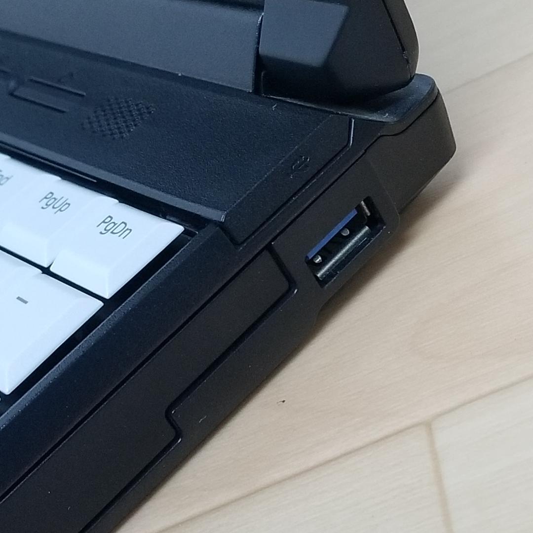 SSD Win11 即使用可ノートPC 富士通 (E3250) - メルカリ