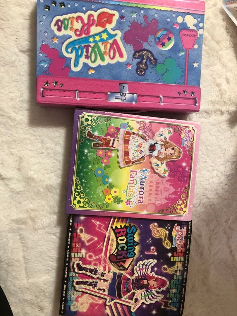 ☆バインダー3つ➕アイカツカード約300枚☆ - メルカリ