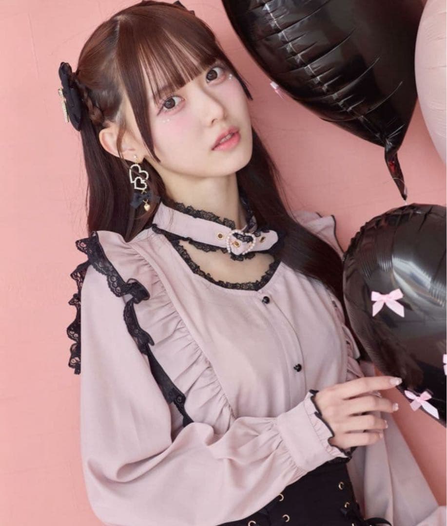 ROJITA ハートバックルラッフルフリルブラウス - メルカリ