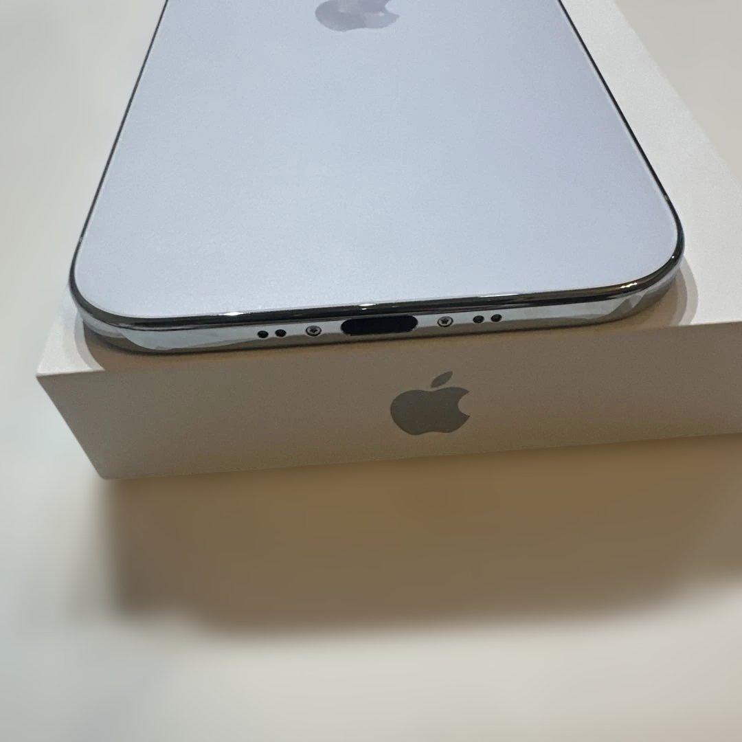 美品】Apple iPhone Air スカイブルー 本体 充電ケーブル箱あり