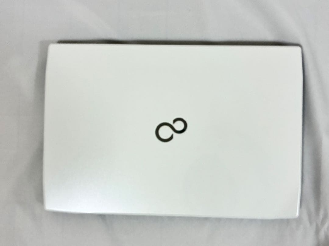富士通ノートPC ホワイト LIFEBOOK AH45/S FMVA45SWP