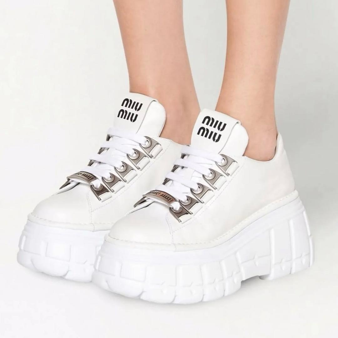 MIUMIU レザーレースアップダービーシューズ 34 2/1 - メルカリ